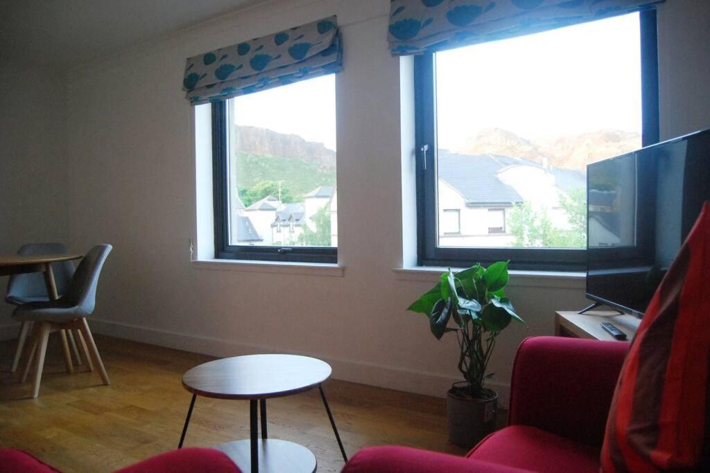 Central Two Bed Flat Close To Arthur'S Seat And University Edinburgh Exterior foto